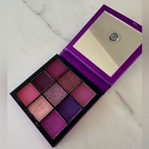 Hudabeauty Amethyst Obsessions Palette